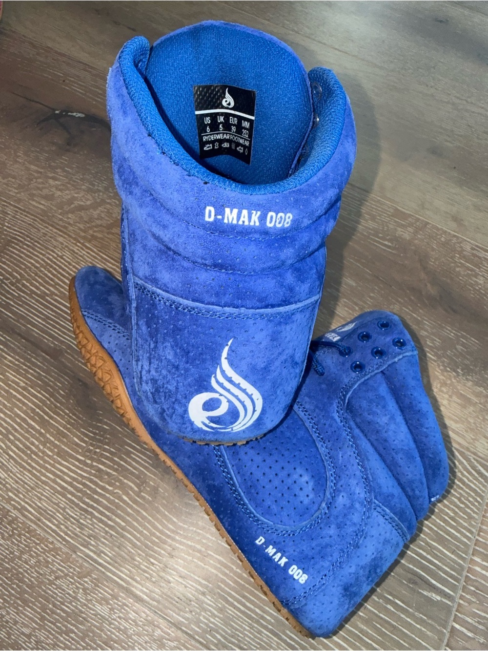 Ryderwear D-MAK D08 Blue Suede Sneakers
